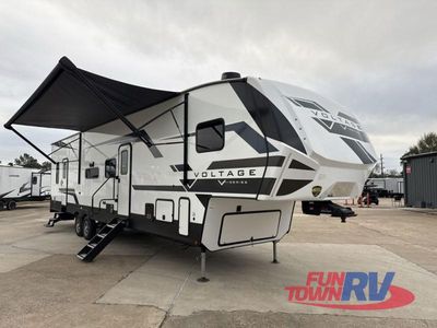2025 Dutchmen Voltage — photo 8 view