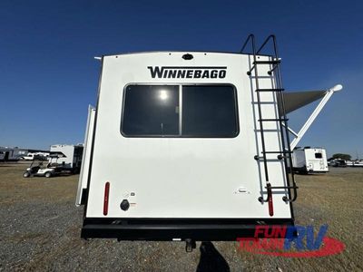2026 Winnebago Thrive - Photo 16