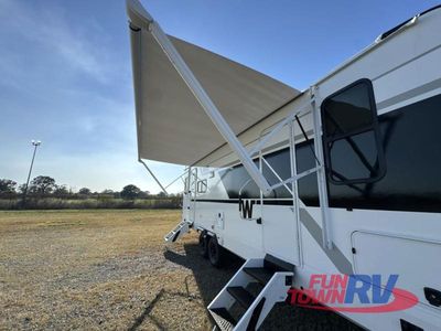 2026 Winnebago Thrive - Photo 7