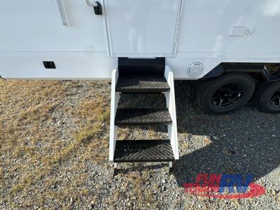 2026 Winnebago Thrive - Photo 14