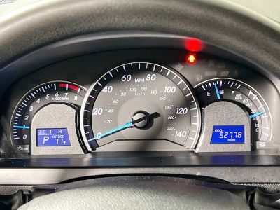2015 Toyota Camry — photo 19 view