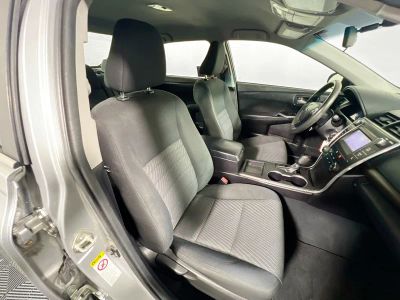 2015 Toyota Camry — photo 27 view