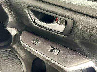 2015 Toyota Camry — photo 28 view