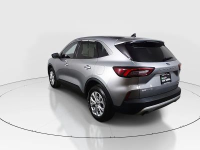 2024 Ford Escape — detail view