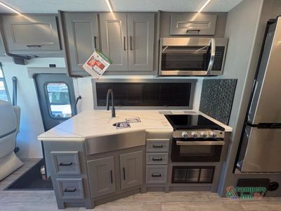 2026 Coachmen RV Mirada - Photo 11