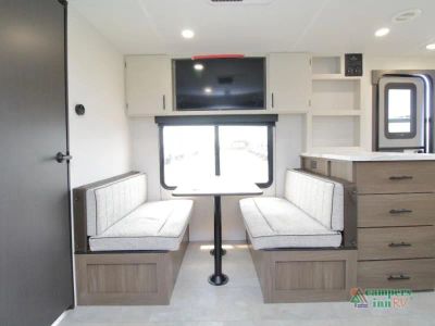 2027 Forest River Westbrook Luxury — photo 16 view