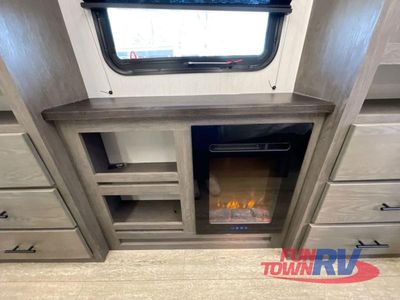 2025 Forest River RV Cherokee Arctic Wolf Suite - Photo 35