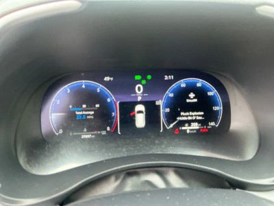 2023 Toyota Highlander — photo 10 view