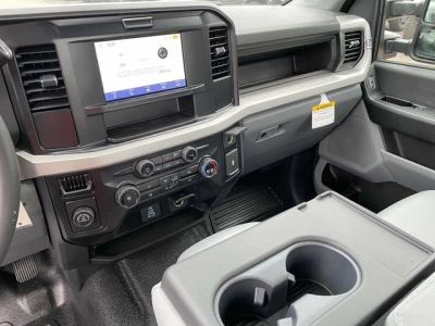 2026 Ford F-250SD — photo 16 view