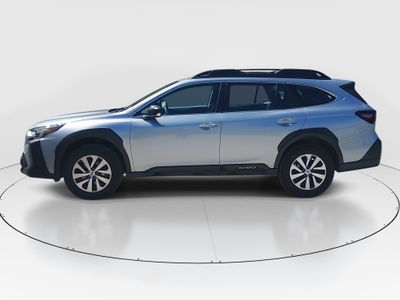 2023 Subaru Outback - Photo 4