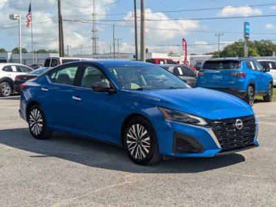 2025 Nissan Altima — photo 7 view