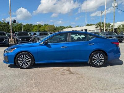 2025 Nissan Altima — side profile view
