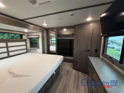 2023 Grand Design Solitude - Photo 31
