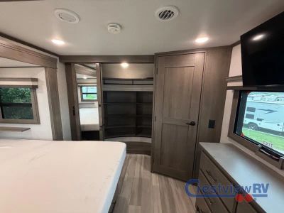 2023 Grand Design Solitude - Photo 32