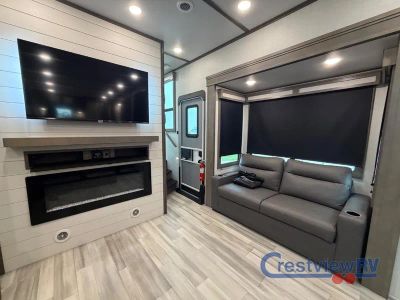 2023 Grand Design Solitude - Photo 17