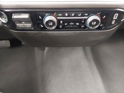 2025 Chevrolet Silverado 1500 - Photo 18