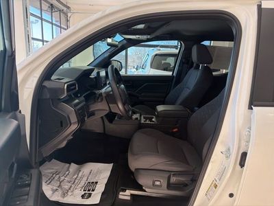 2025 Toyota Tacoma — photo 10 view