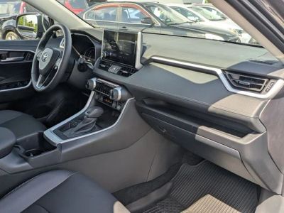2025 Toyota RAV4 - Photo 26