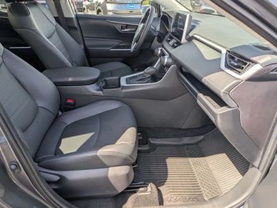 2025 Toyota RAV4 - Photo 24