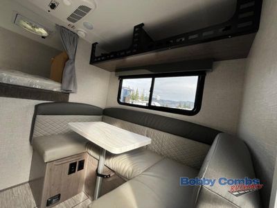 2026 Lance Squire Truck Campers - Photo 5