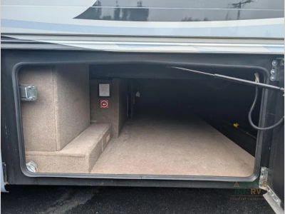 2024 Entegra Coach Reatta XL — photo 17 view