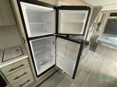 2027 Grand Design Imagine XLS — photo 29 view