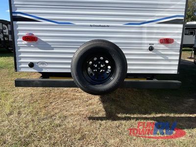 2024 CrossRoads RV Fun Time - Photo 15