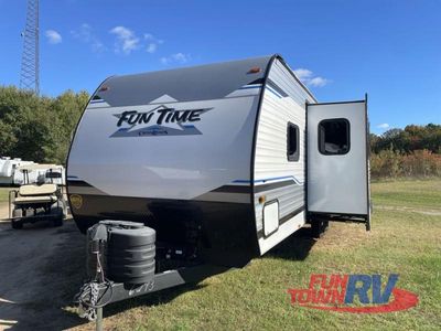 2024 CrossRoads RV Fun Time - Photo 4