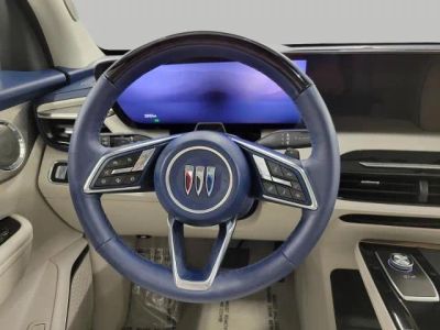 2025 Buick Enclave — detail view