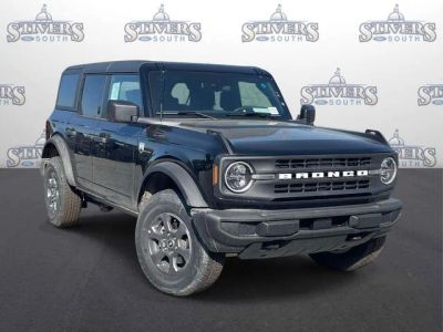 2026 Ford Bronco Big Bend in Black — front three-quarter view