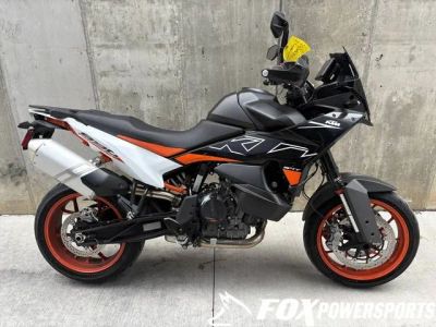 2024 KTM 890 SMT — front three-quarter view
