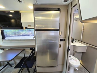 2025 Winnebago VIEW - Photo 18