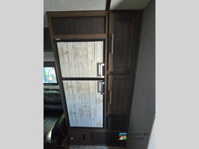 2019 CrossRoads RV Zinger - Photo 12