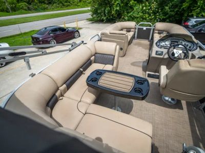 2022 Sun Tracker PARTY BARGE 20 DLX - Photo 9