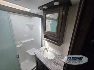2019 Keystone RV Montana High Country - Photo 20