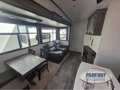 2019 Keystone RV Montana High Country - Photo 10