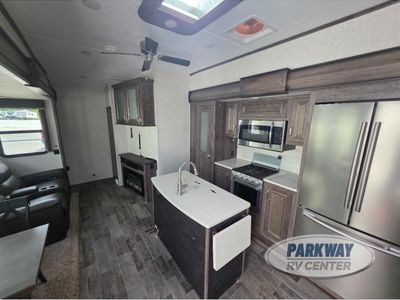 2019 Keystone RV Montana High Country - Photo 9