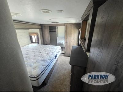 2019 Keystone RV Montana High Country - Photo 23