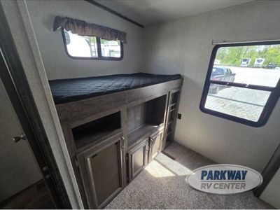 2019 Keystone RV Montana High Country - Photo 16