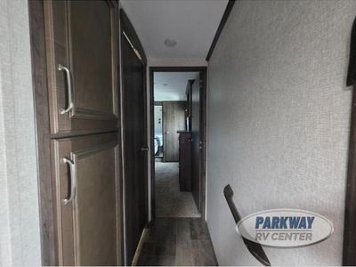 2019 Keystone RV Montana High Country - Photo 19