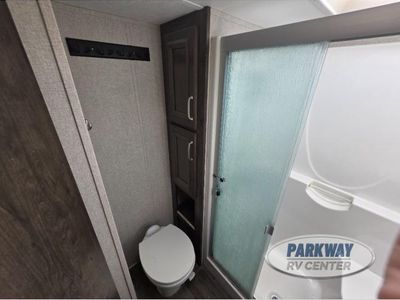 2019 Keystone RV Montana High Country - Photo 22