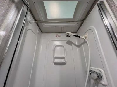 2022 Winnebago ADVENTURER - Photo 15