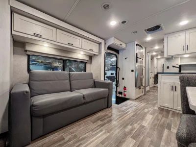 2022 Winnebago ADVENTURER - Photo 5