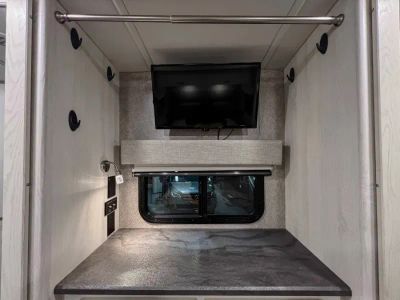 2022 Winnebago ADVENTURER - Photo 21