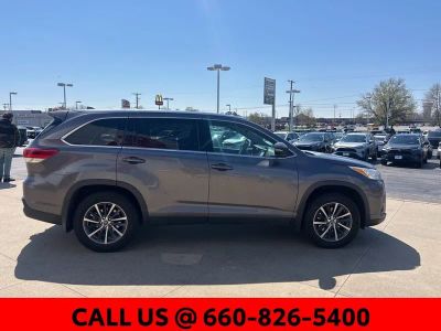 2019 Toyota Highlander - Photo 4