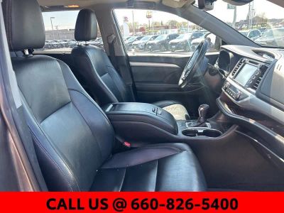 2019 Toyota Highlander - Photo 6