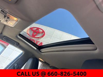 2019 Toyota Highlander - Photo 18
