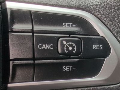 2023 Jeep Compass — photo 17 view