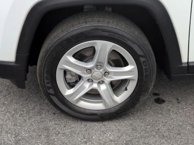 2023 Jeep Compass — photo 9 view