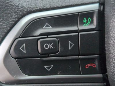 2023 Jeep Compass — photo 16 view
